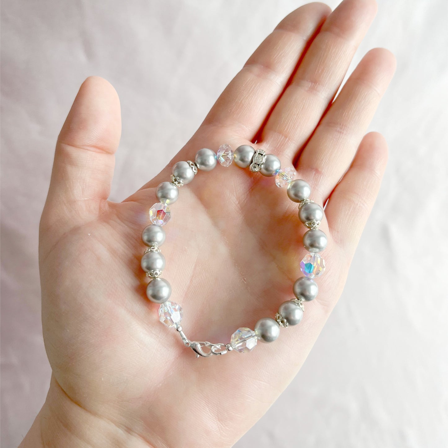 The Amélie Bracelet - Hand-Strung Crystal Pearl Bracelet - Light Grey