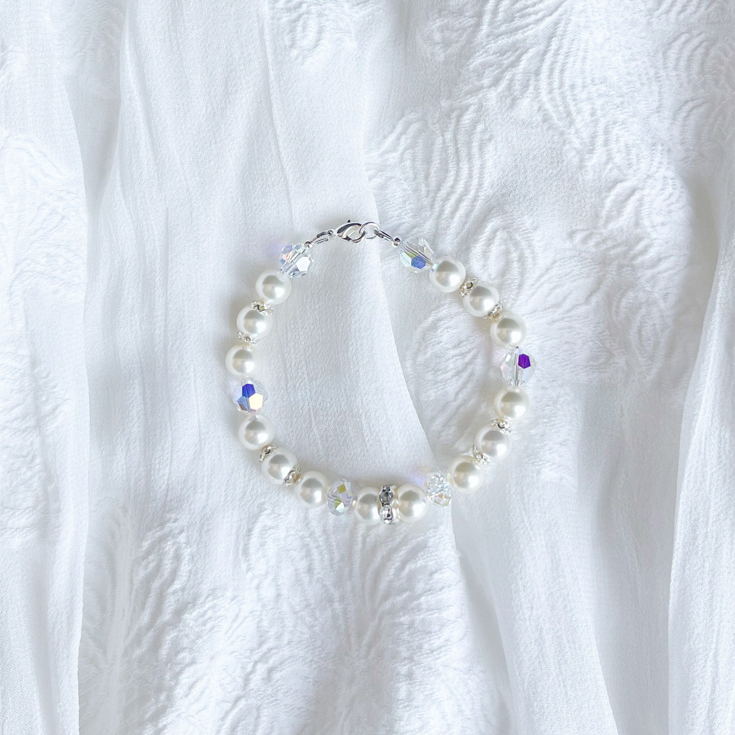 The Amélie Bracelet - Hand-Strung Crystal Pearl Bracelet - Cream